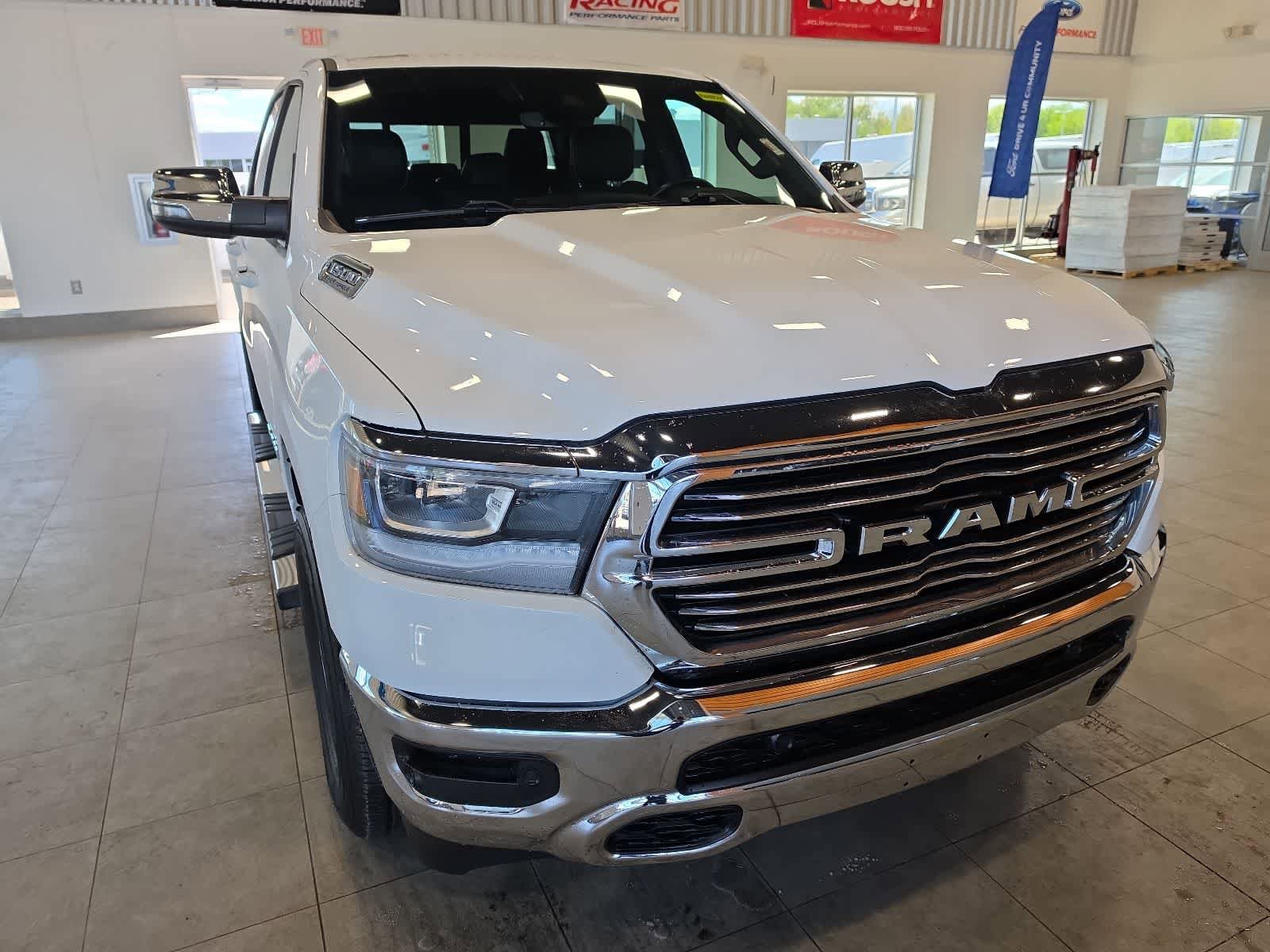 Used 2023 RAM 1500 Laramie AWD/4WD image 4