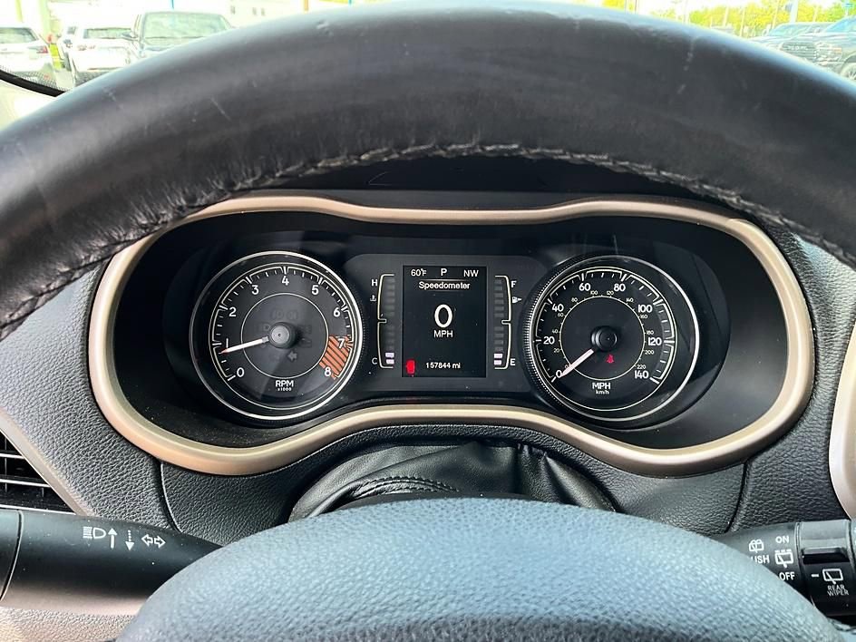 Used 2014 Jeep Cherokee Latitude AWD/4WD image 16