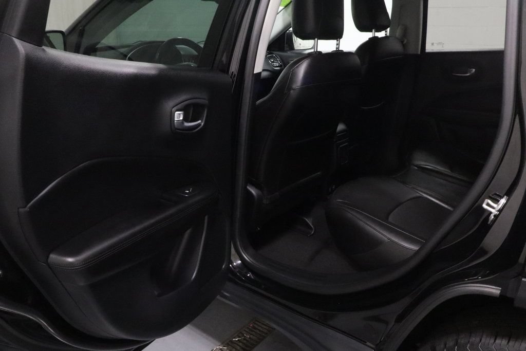 Certified 2021 Jeep Compass Latitude AWD/4WD image 9