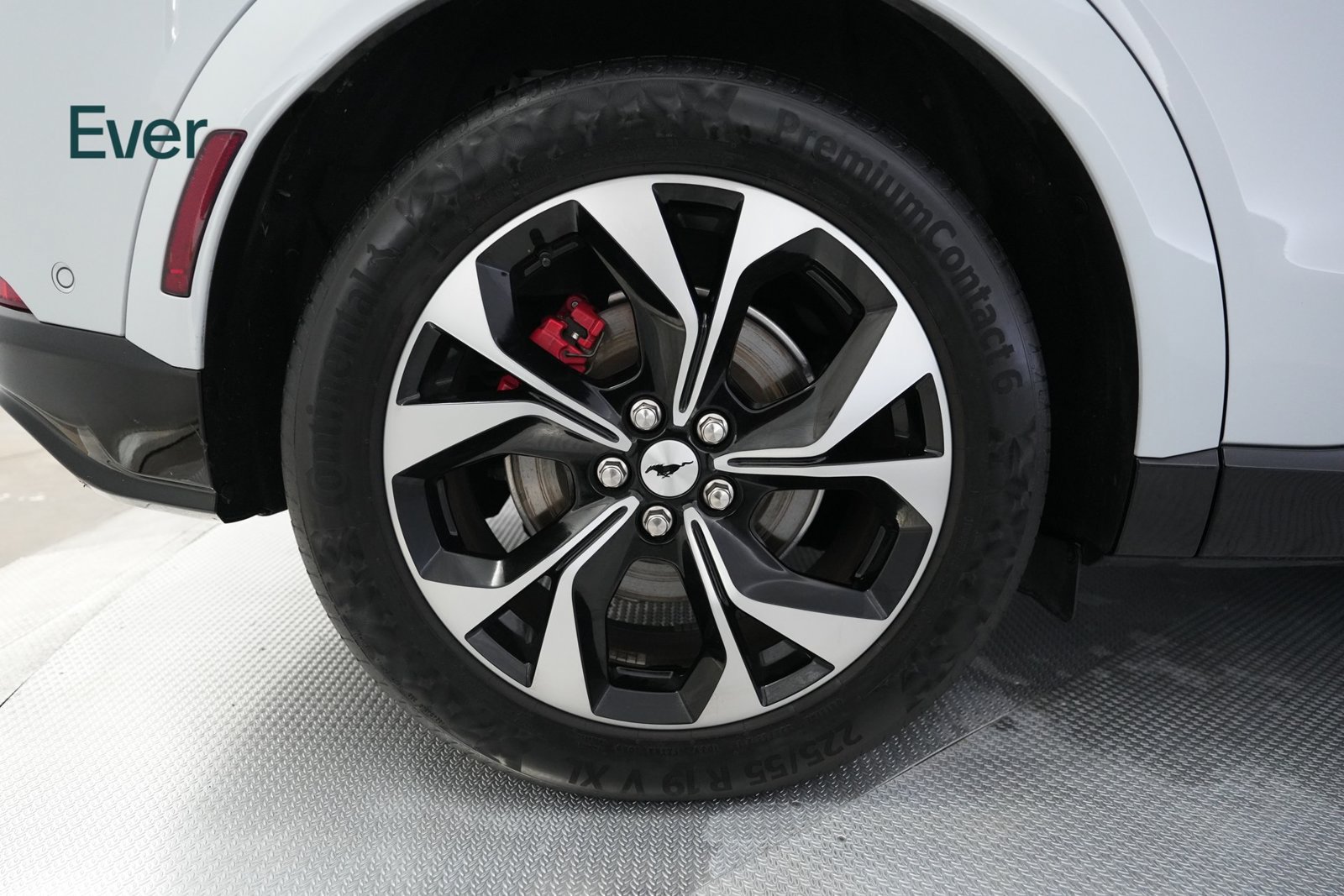 Used 2022 Ford Mustang Mach-E GT AWD/4WD image 21