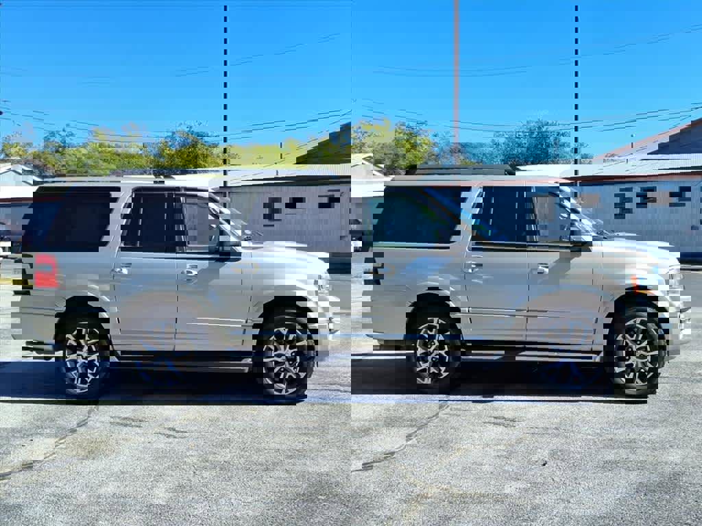 Used 2017 Ford Expedition EL XLT w/ Equipment Group 202A