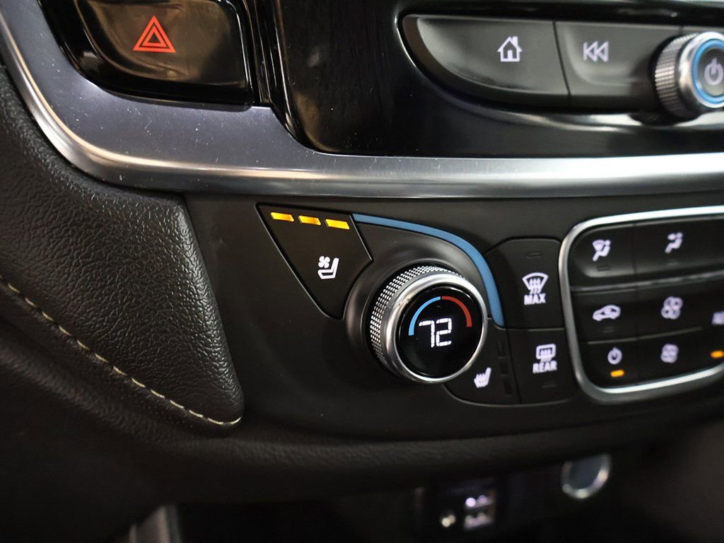 Used 2023 Chevrolet Traverse Premier AWD/4WD image 55