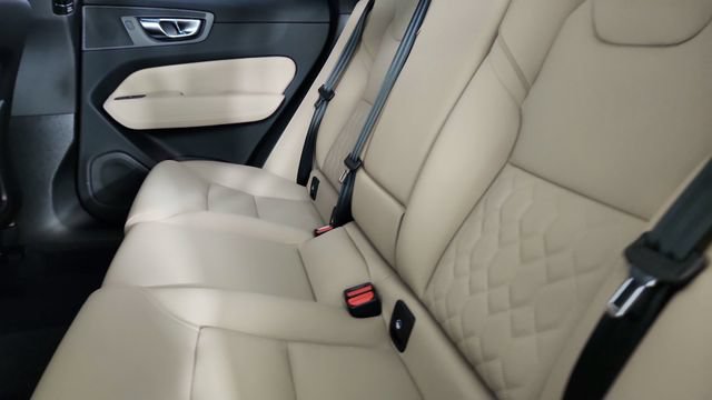 New 2026 Volvo XC60 B5 Plus w/ Climate Package AWD/4WD image 29