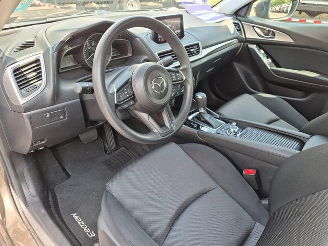 Used 2017 MAZDA MAZDA3 Sport FWD image 12