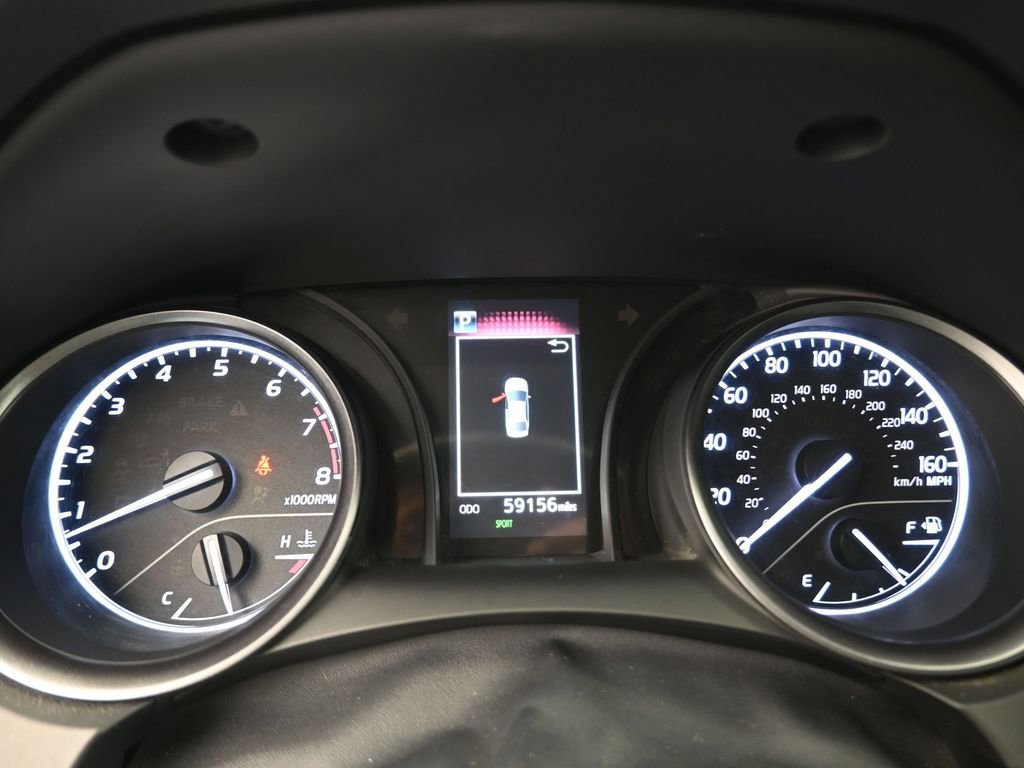 Used 2023 Toyota Camry SE image 10