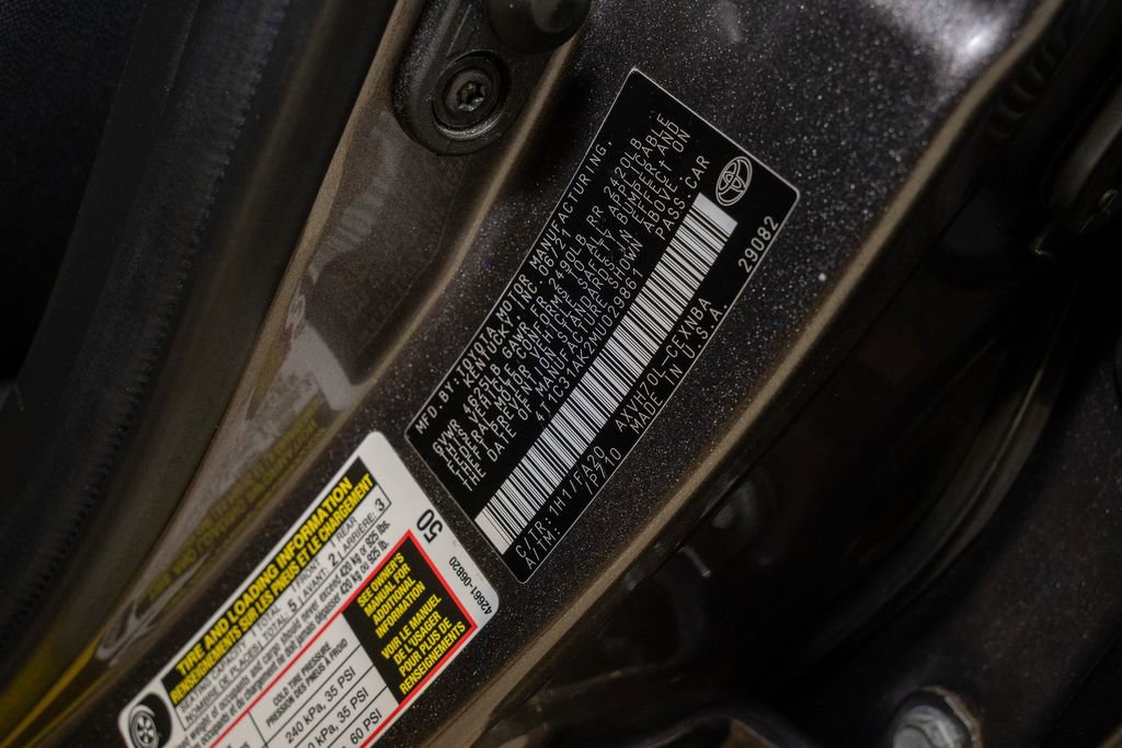 Used 2021 Toyota Camry LE image 18