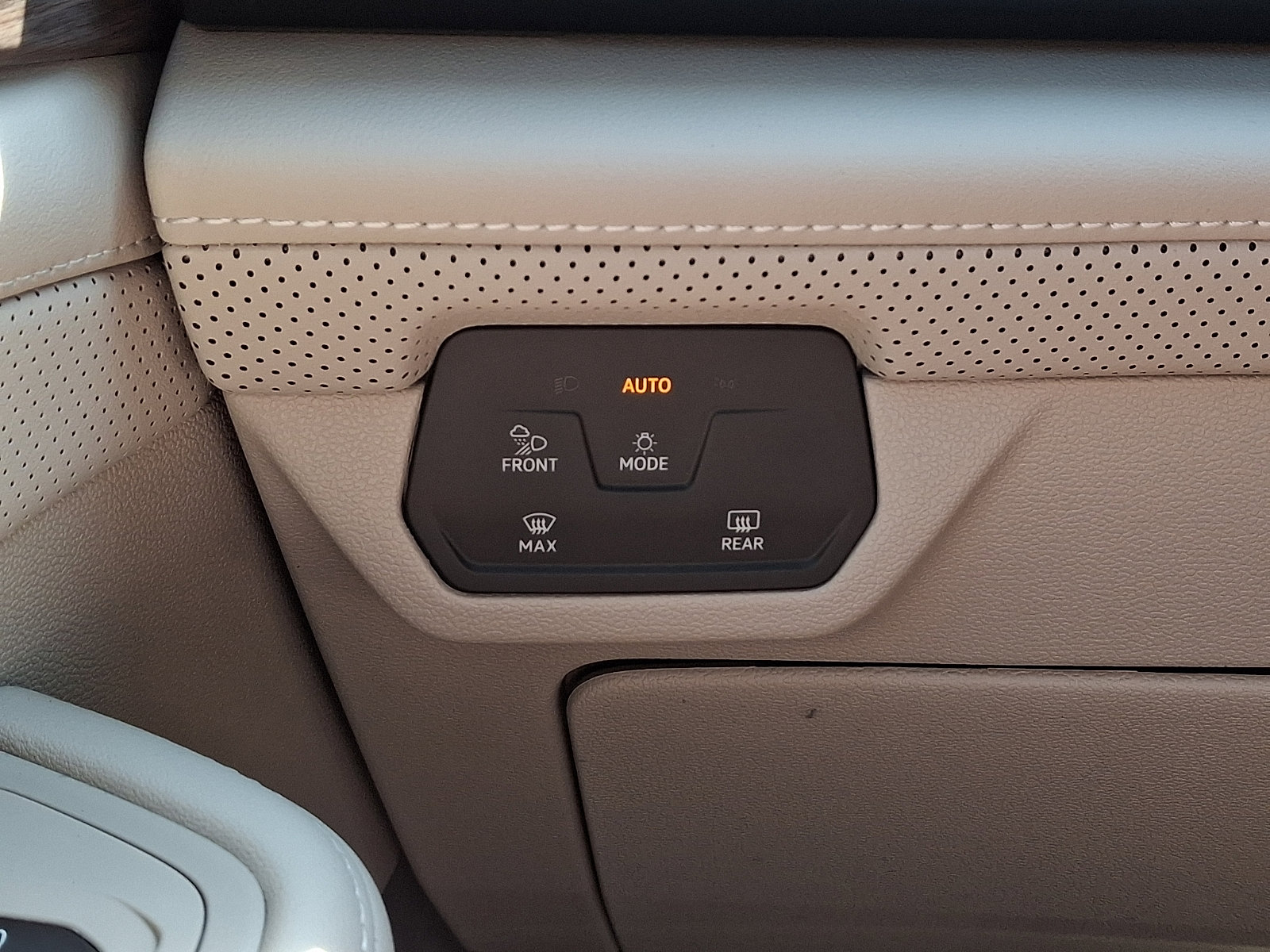 New 2026 Volkswagen Atlas SEL Premium R-Line image 15