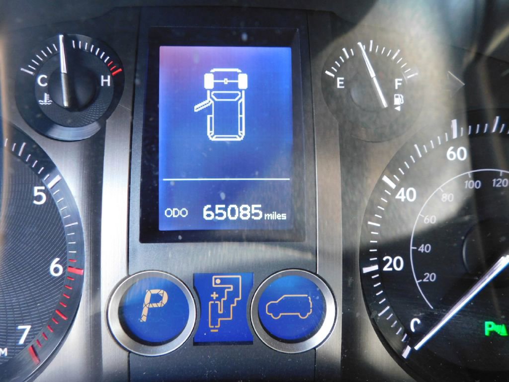 Used 2015 Lexus GX 460 w/ Premium Package image 30