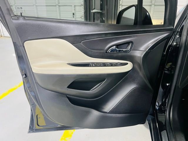 Used 2019 Buick Encore Sport Touring FWD image 23