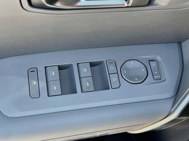 New 2027 Kia Seltos S FWD image 17
