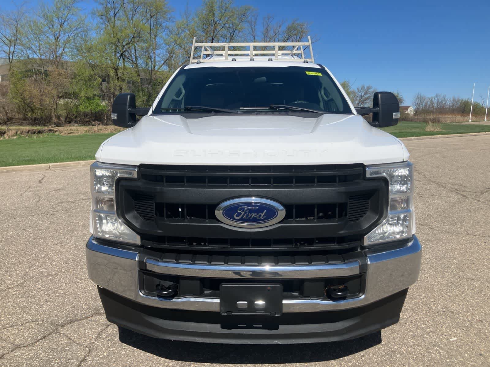 Used 2020 Ford F250 XL w/ Power Equipment Group AWD/4WD image 2