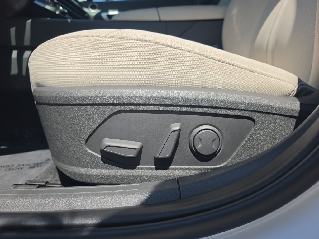 Certified 2025 Hyundai Sonata SEL FWD image 15