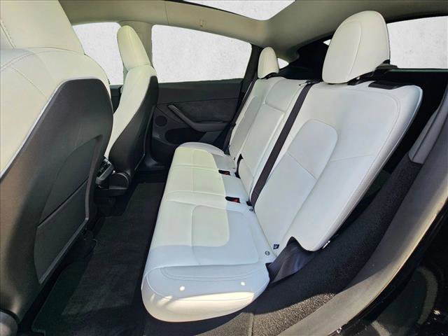 Used 2024 Tesla Model Y Long Range RWD image 20