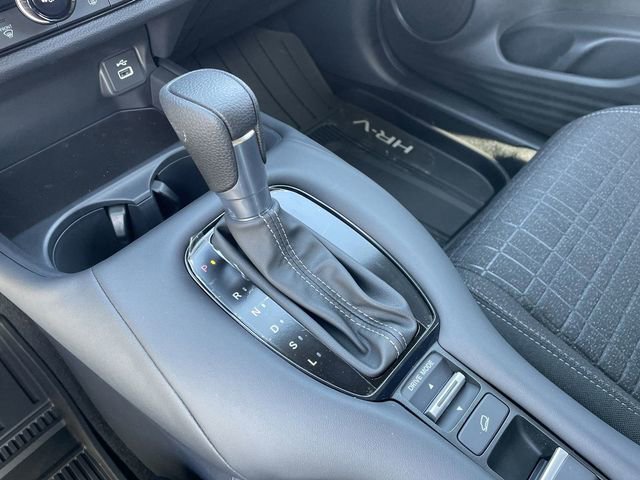 Certified 2025 Honda HR-V LX image 27