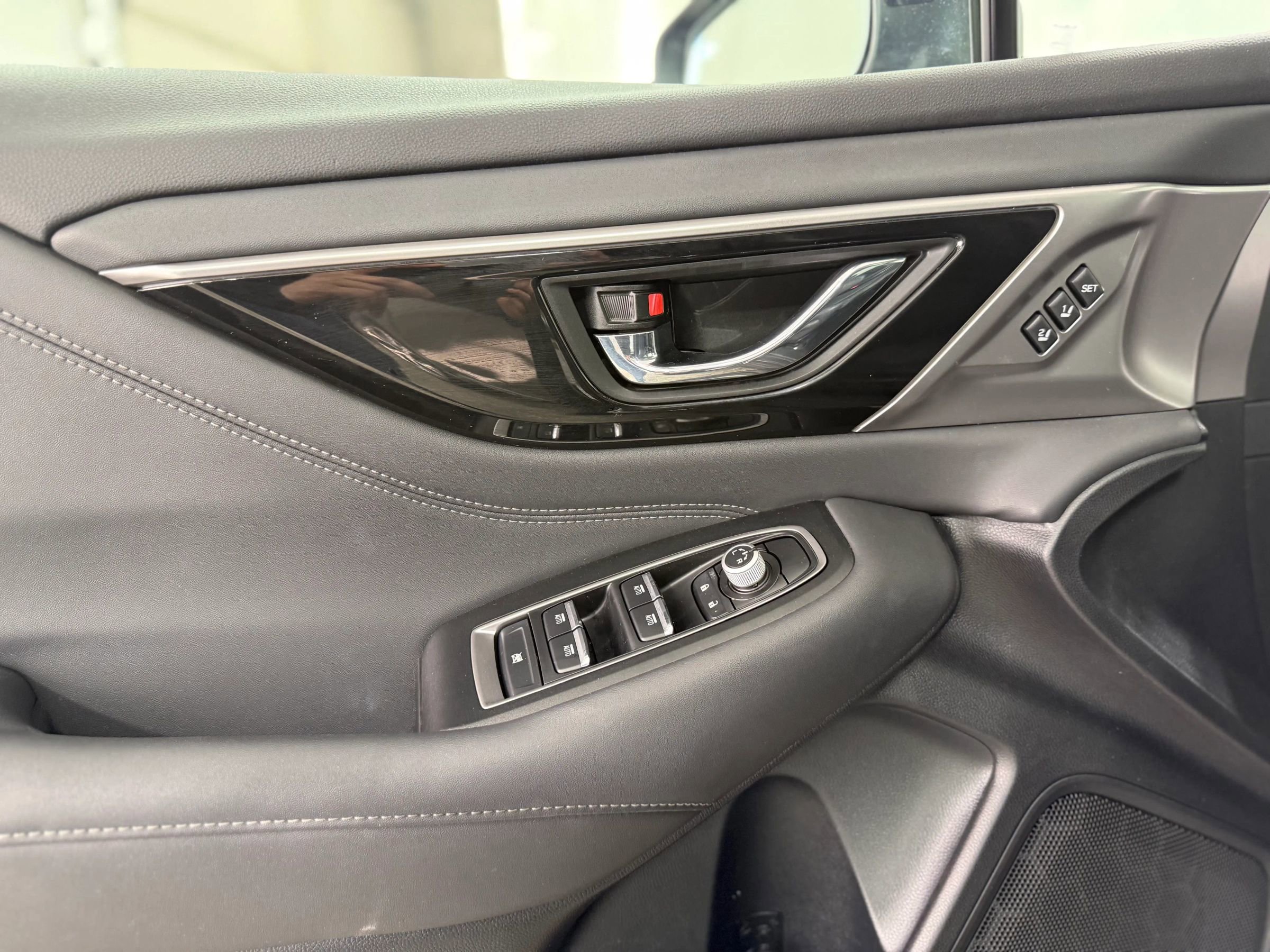 Used 2022 Subaru Outback Limited XT image 12