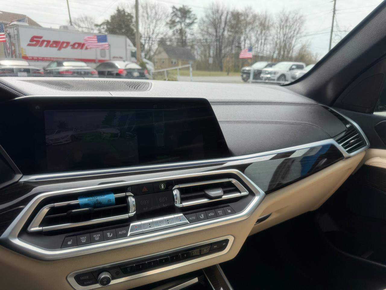Used 2019 BMW X5 xDrive40i w/ Convenience Package AWD/4WD image 13