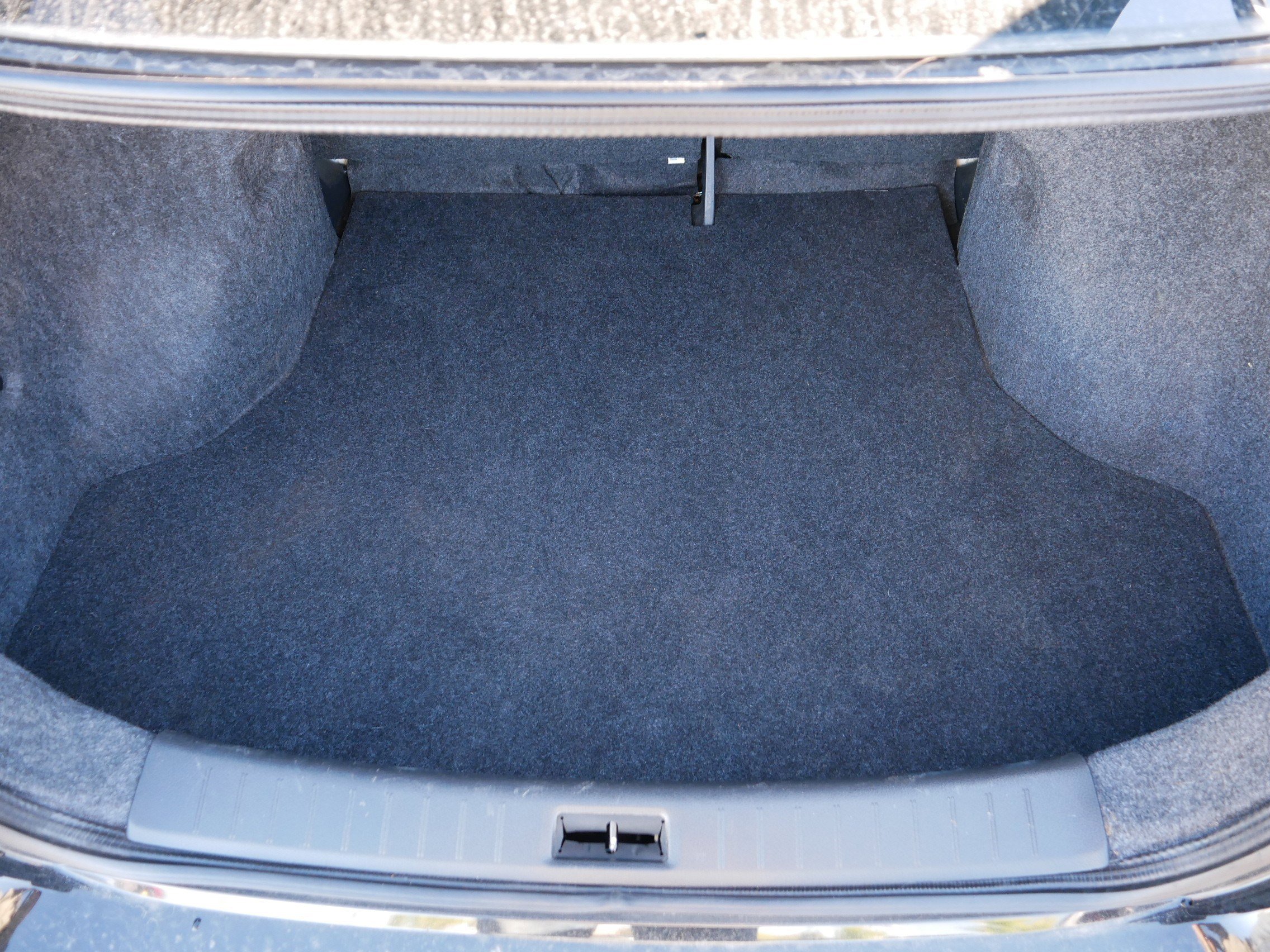 Used 2018 Nissan Sentra SV image 18