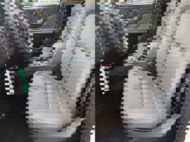 New 2026 Lincoln Corsair Grand Touring image 9