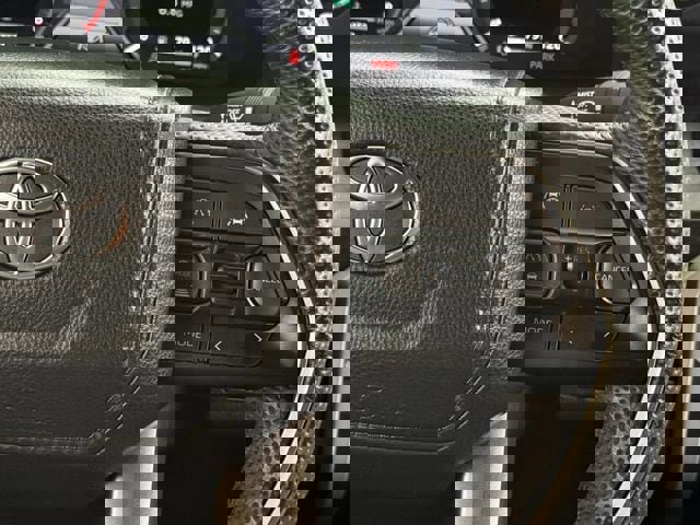 Used 2024 Toyota Tacoma Limited w/ Limited Package (LT) image 13