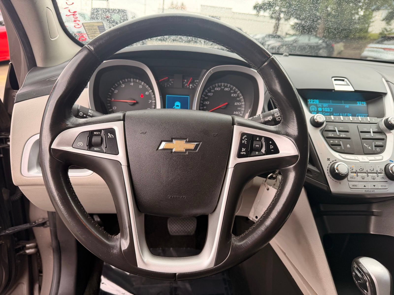 Used 2010 Chevrolet Equinox LT w/ Vehicle Interface Package FWD image 25