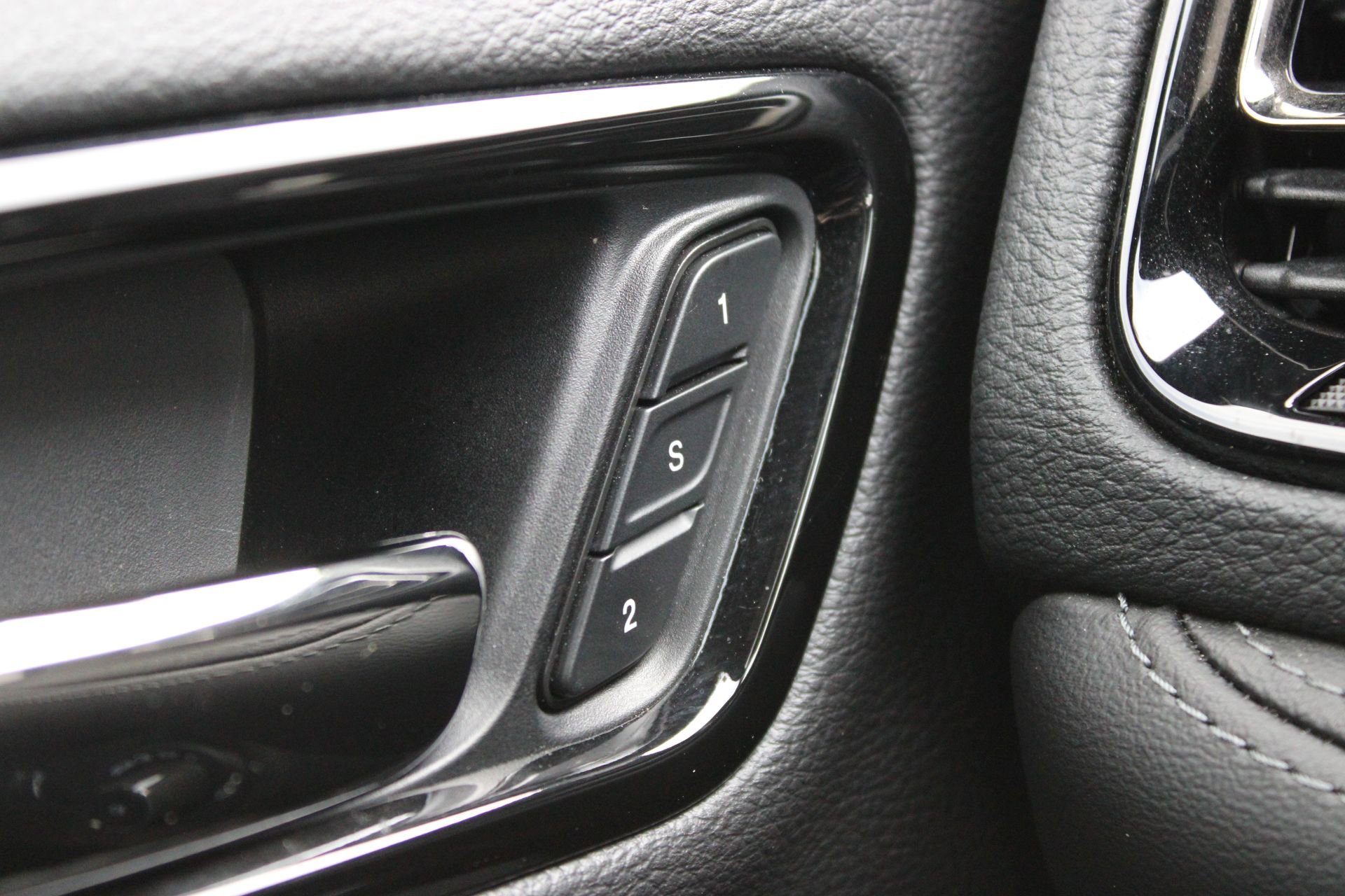 Used 2022 Dodge Durango GT AWD/4WD image 29