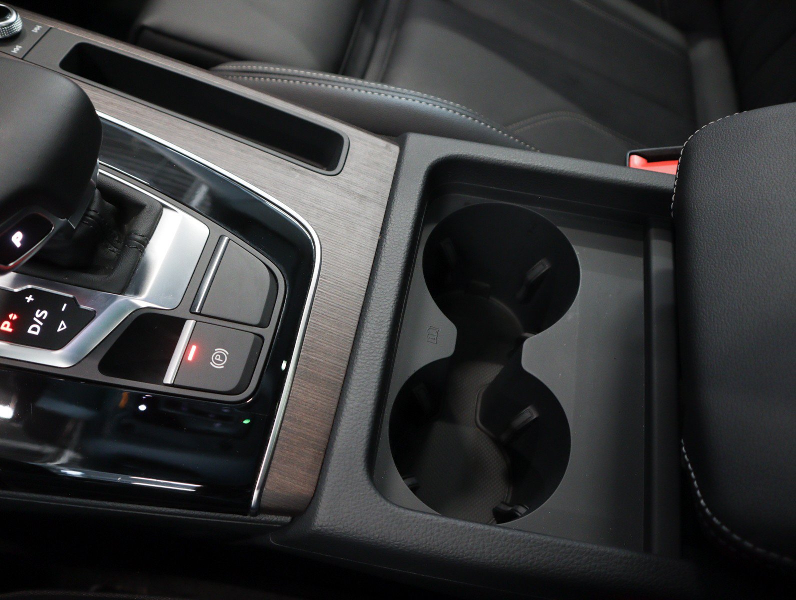 Certified 2025 Audi Q5 e Premium AWD/4WD image 21