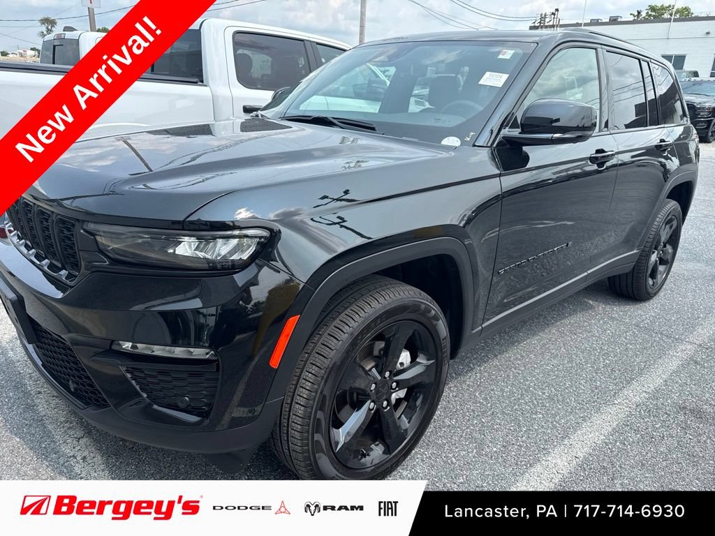Used 2025 Jeep Grand Cherokee Limited w/ Luxury Tech Group II