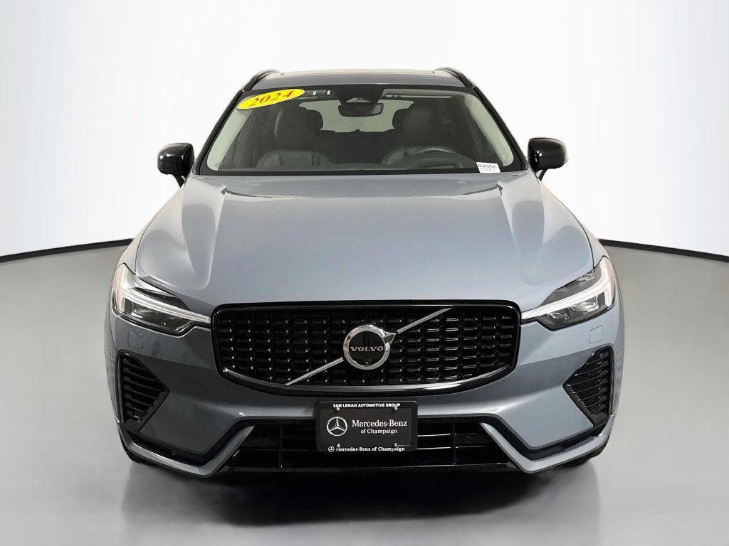 Used 2024 Volvo XC60 T8 Ultimate w/ Climate Package AWD/4WD image 2