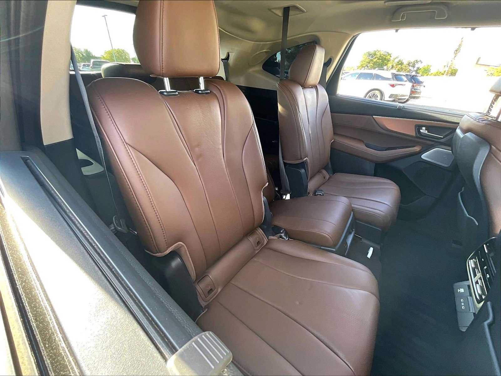 Used 2025 Acura MDX w/ Technology Package AWD/4WD image 28