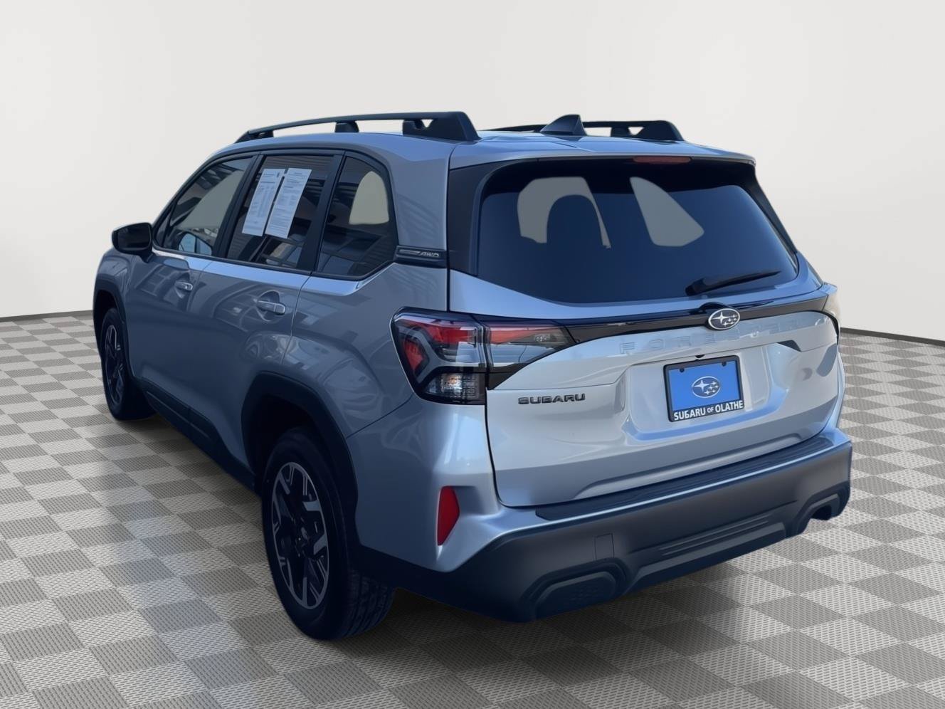 Certified 2025 Subaru Forester Premium AWD/4WD image 13