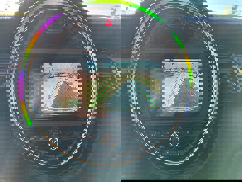 Used 2019 MINI Cooper 4-Door Hardtop w/ Signature Upholstery Package image 47