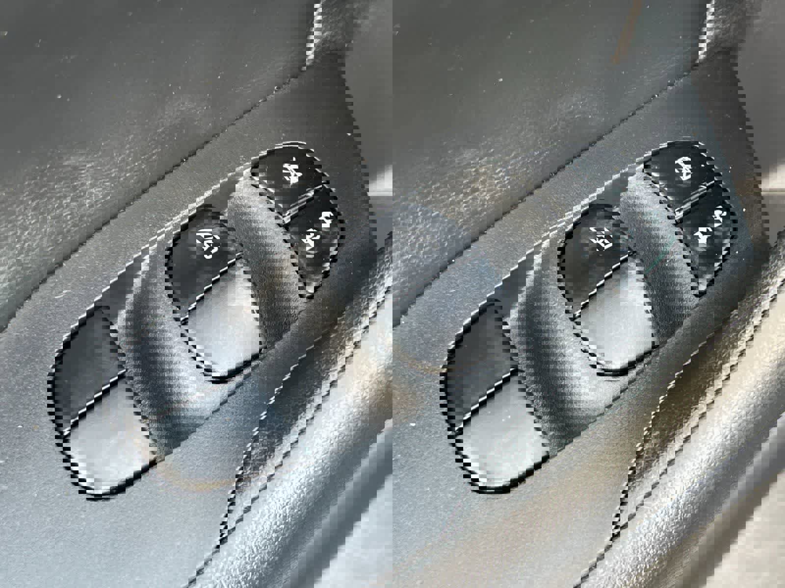 Used 2017 Nissan Altima 2.5 SV w/ Interior Lighting Package image 14