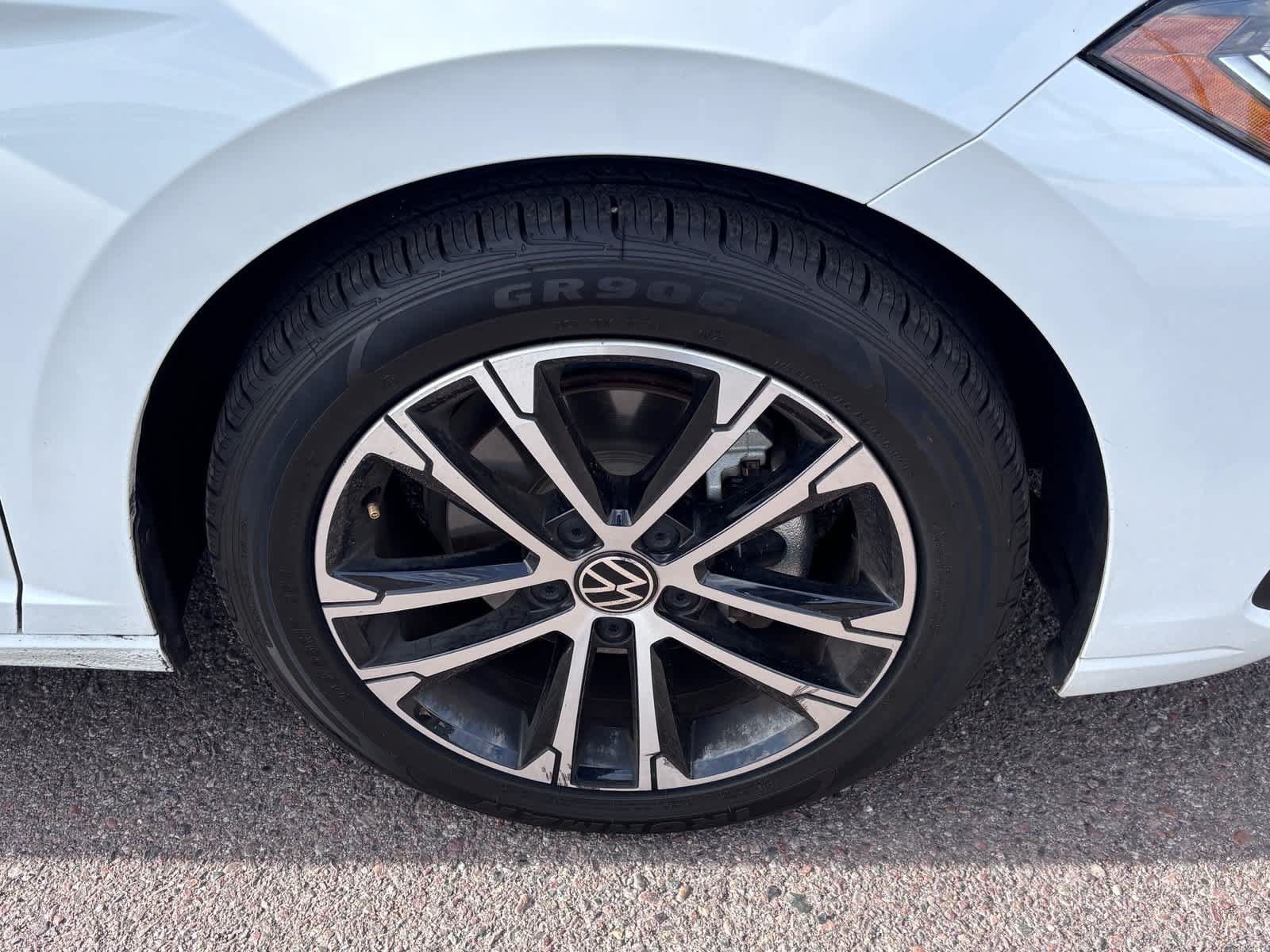Used 2025 Volkswagen Jetta Sport FWD image 8