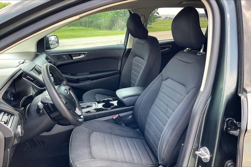 Used 2015 Ford Edge SE FWD image 18