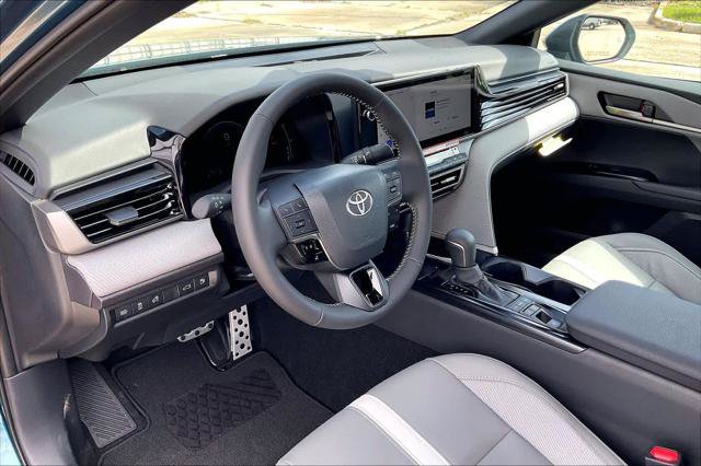 Used 2026 Toyota Camry SE w/ Multimedia Upgrade Package FWD image 8