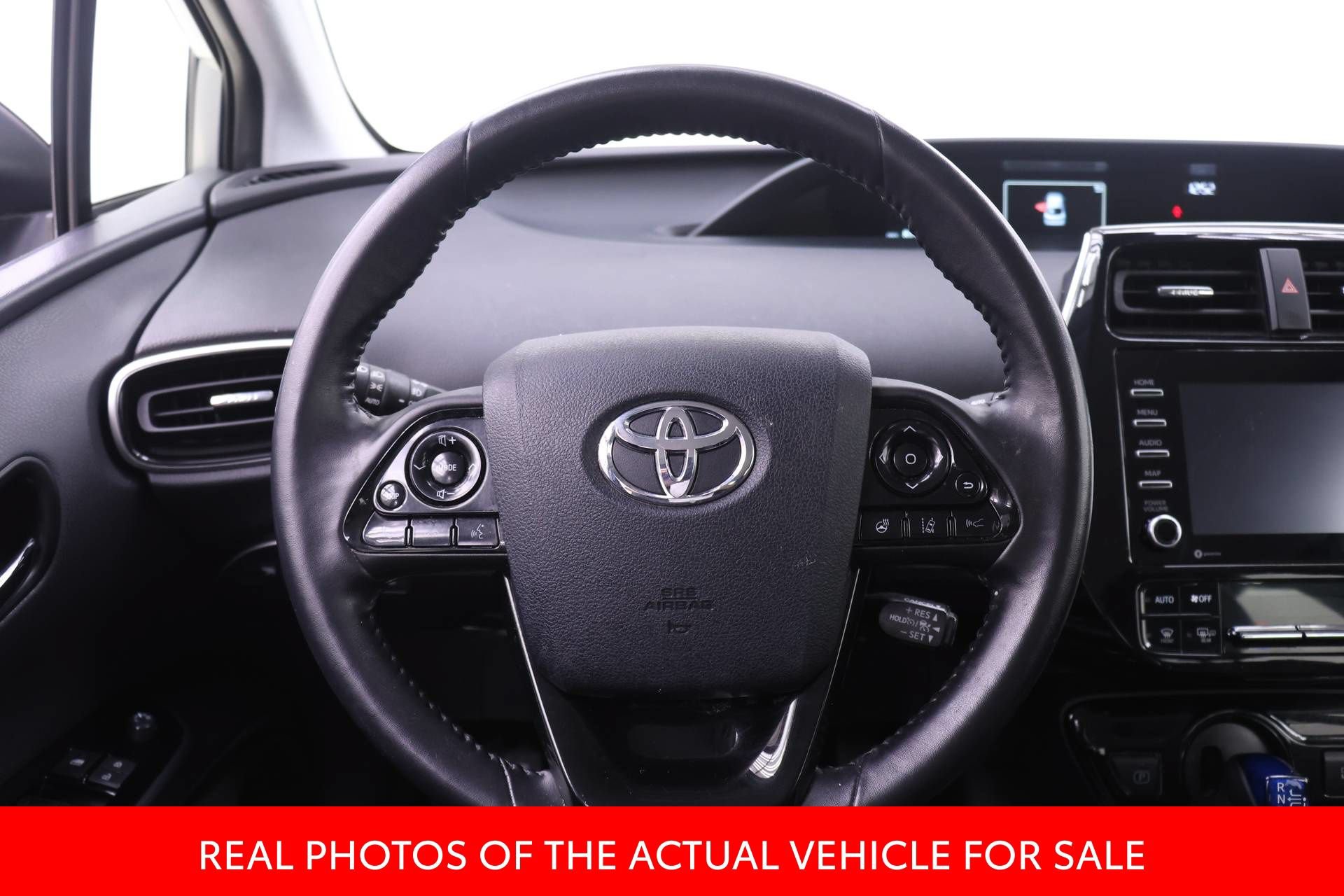 Certified 2022 Toyota Prius AWD image 13