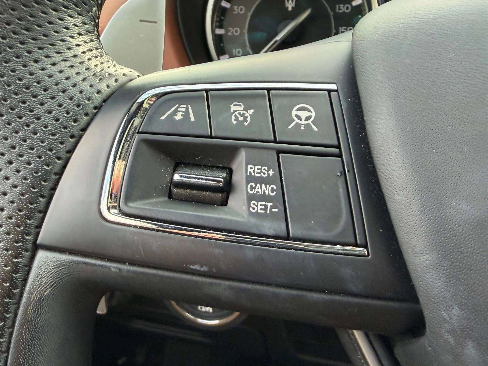 Certified 2022 Maserati Ghibli Modena Q4 image 23