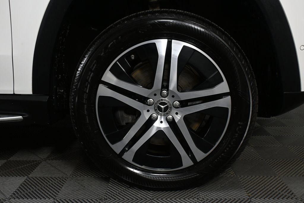 Used 2020 Mercedes-Benz GLS 450 4MATIC image 37