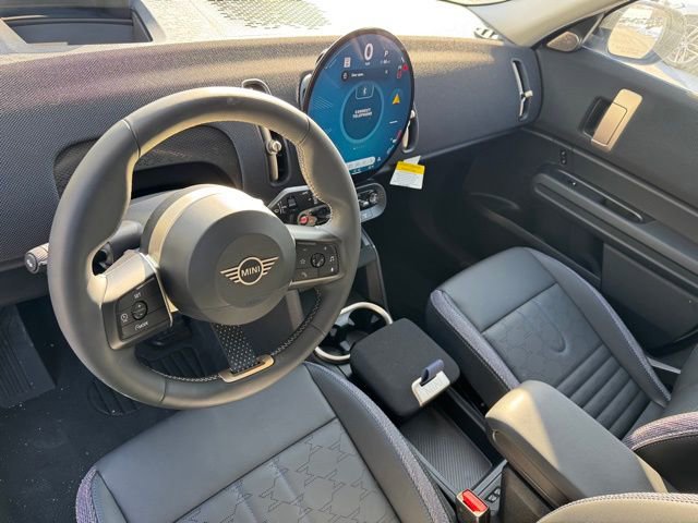 Certified 2025 MINI Cooper Countryman S AWD/4WD image 17