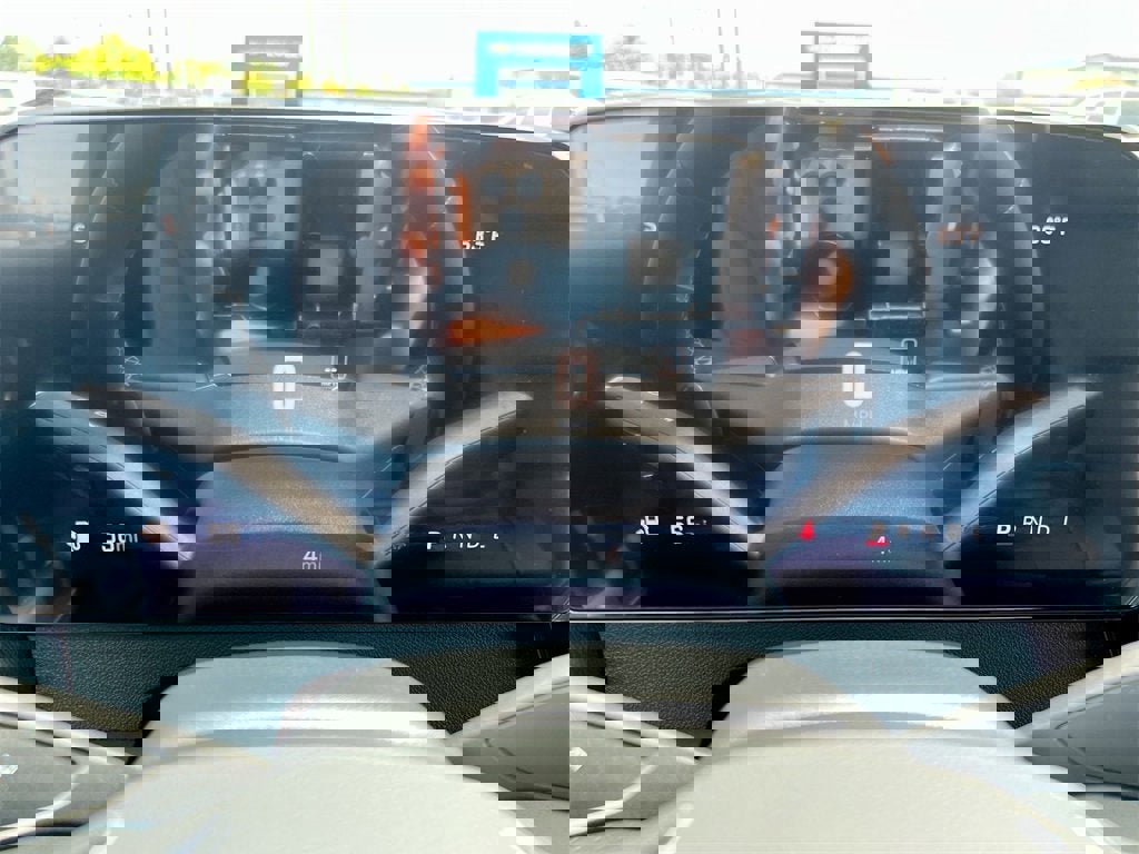 New 2025 Chevrolet Traverse LT w/ Driver Confidence Package image 11