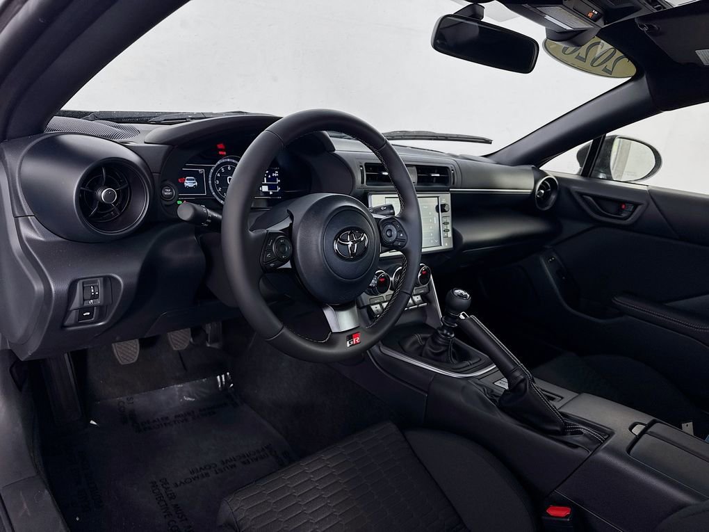 Used 2026 Toyota GR86 image 14
