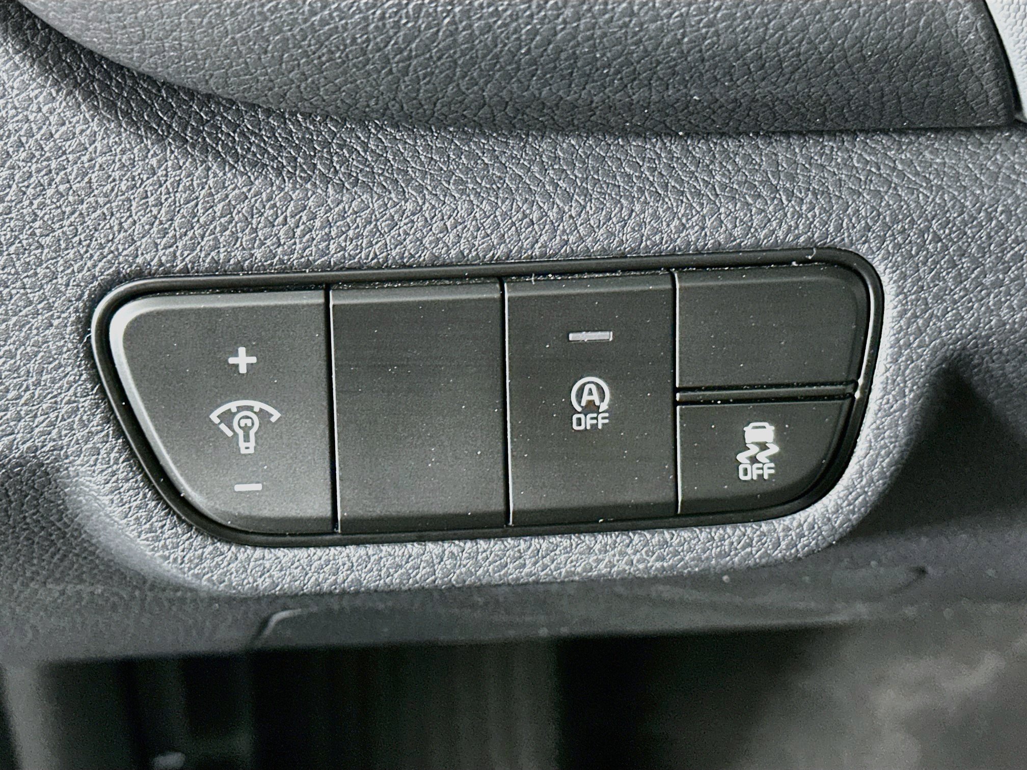 Used 2026 Kia Seltos LX FWD image 16
