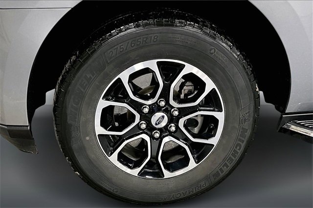 Used 2023 Ford Expedition Max XLT image 32