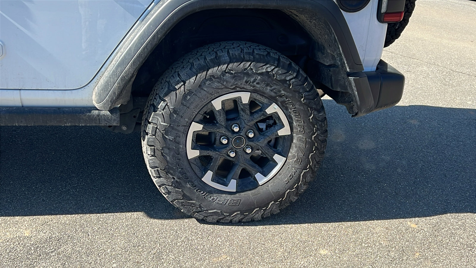 Used 2025 Jeep Wrangler Unlimited Rubicon 4xe w/ Convenience Group image 12
