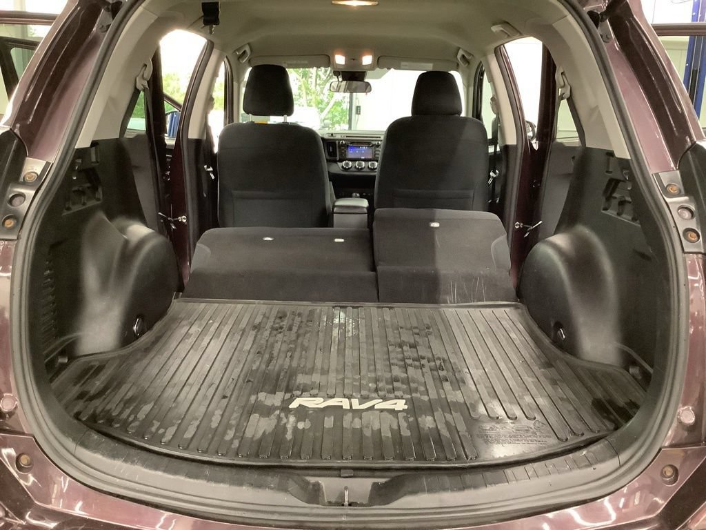 Used 2017 Toyota RAV4 LE w/ All Weather Liner Package AWD/4WD image 19