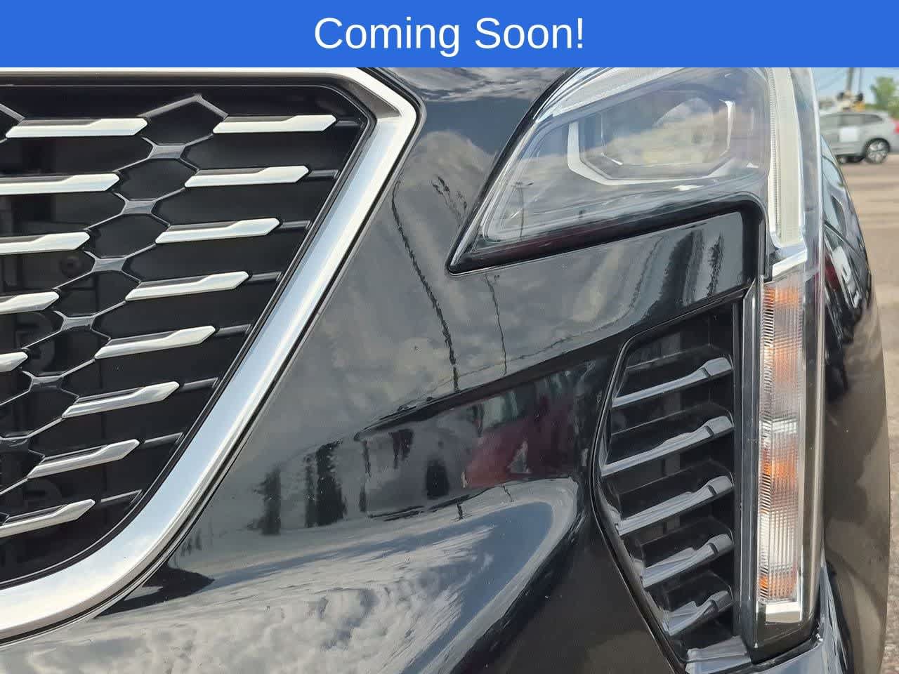 Used 2023 Cadillac XT4 Premium Luxury w/ Cold Weather Package AWD/4WD image 3