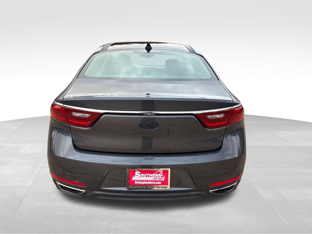 Used 2018 Kia Cadenza Limited FWD image 4
