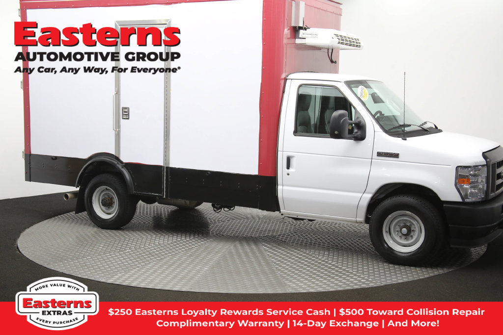 Used 2023 Ford E-350 and Econoline 350 Super Duty w/ Power Windows & Locks Group RWD image 47