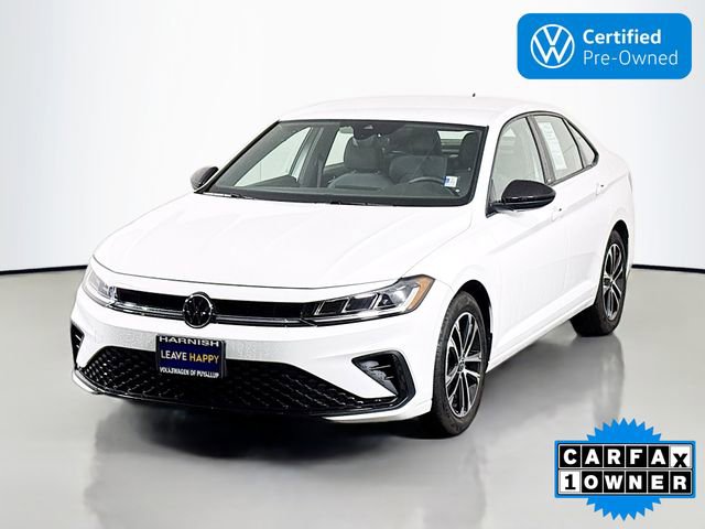 Certified 2025 Volkswagen Jetta Sport image 3