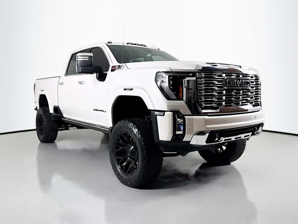 Used 2024 GMC Sierra 2500 Denali w/ Denali Reserve Package AWD/4WD image 5